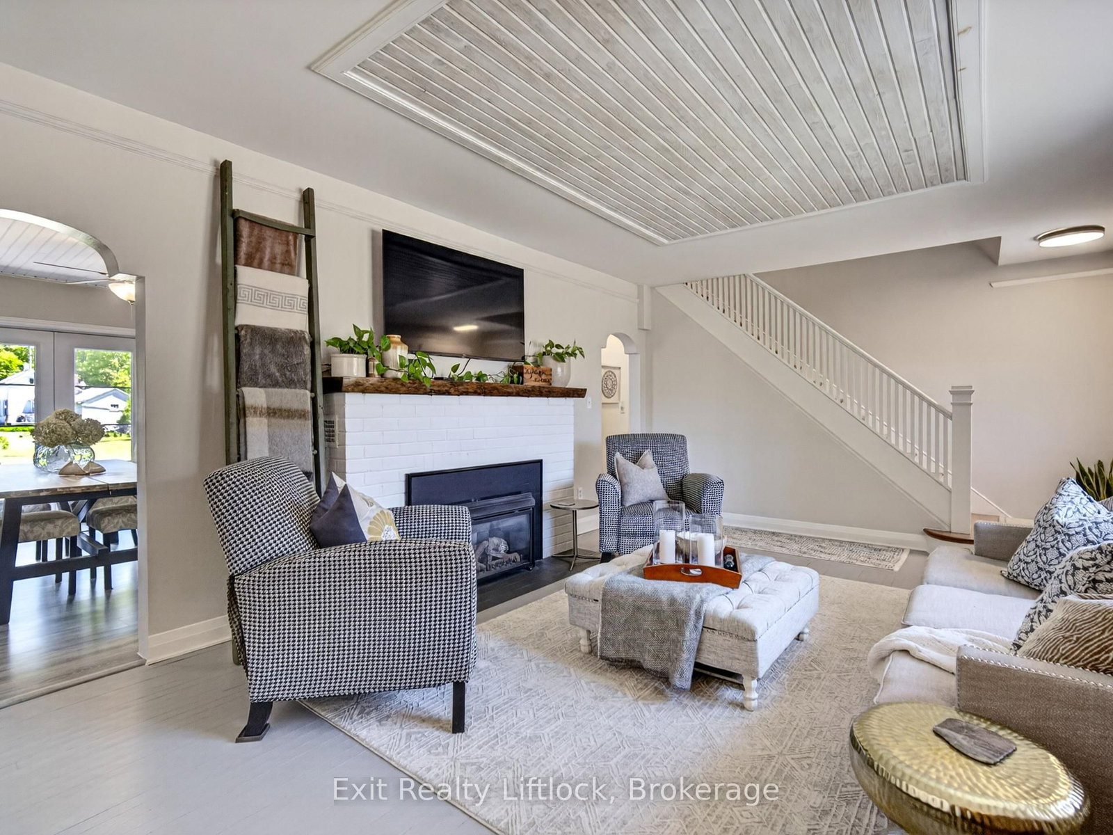 52 Forsyth Street • Limoges, ON photo 6