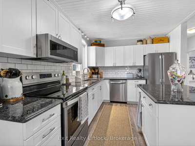 52 Forsyth Street • Limoges, ON photo 9
