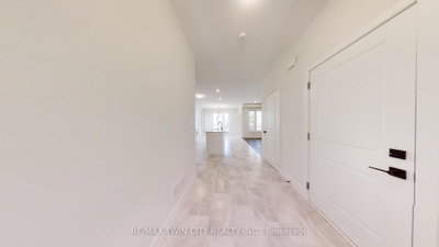 106 CHRISTOPHER Court • London South, ON photo 9