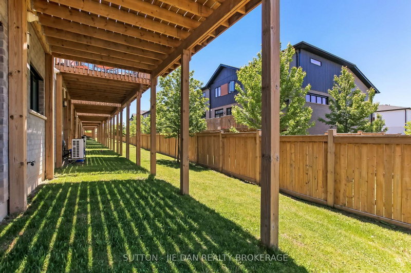 2 - 819 KLEINBURG Drive