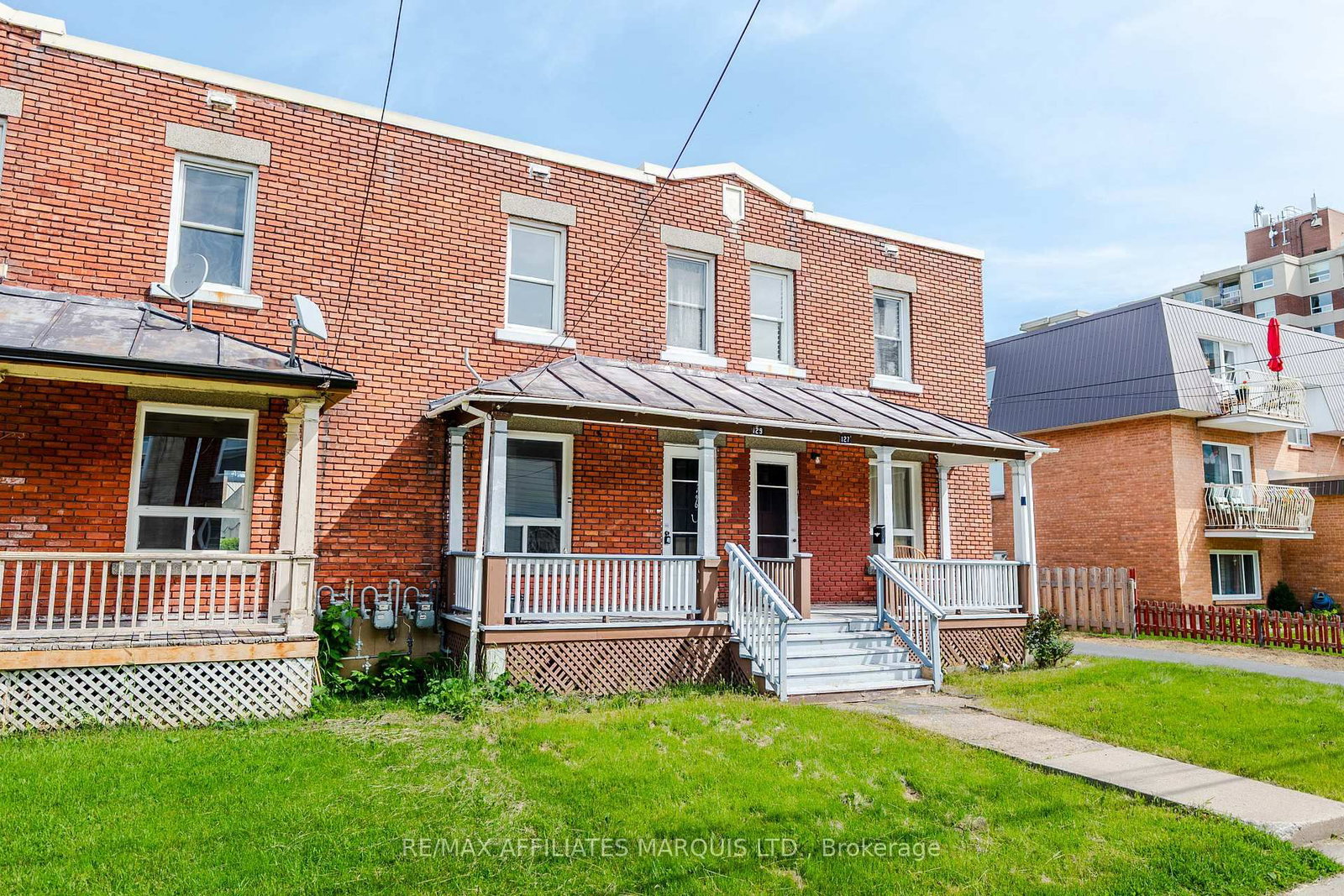 129 First Street W • Cornwall, ON photo 3