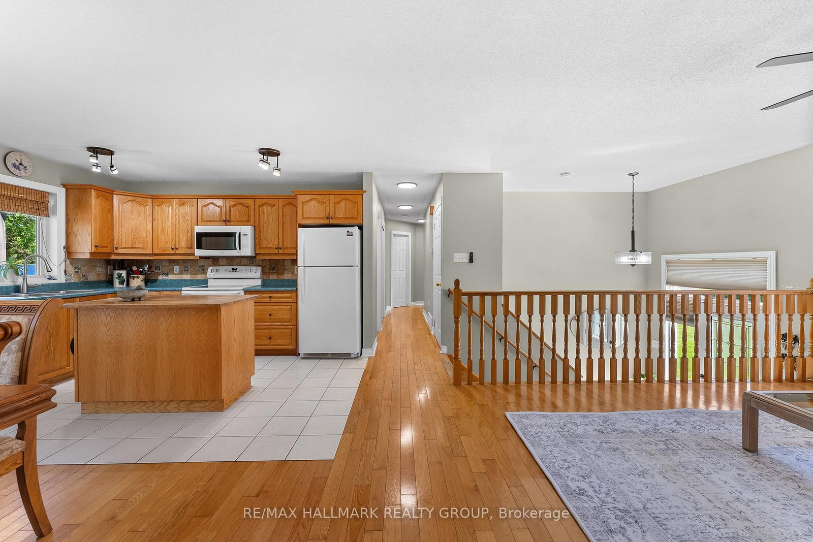 184 Old Pakenham Road • Fitzroy Harbour, ON photo 15
