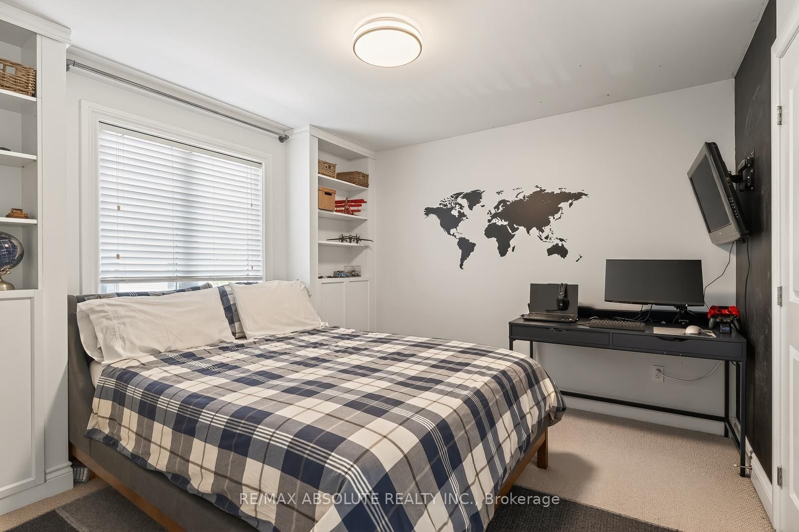 414 LANDSWOOD Way • Ottawa, ON photo 34