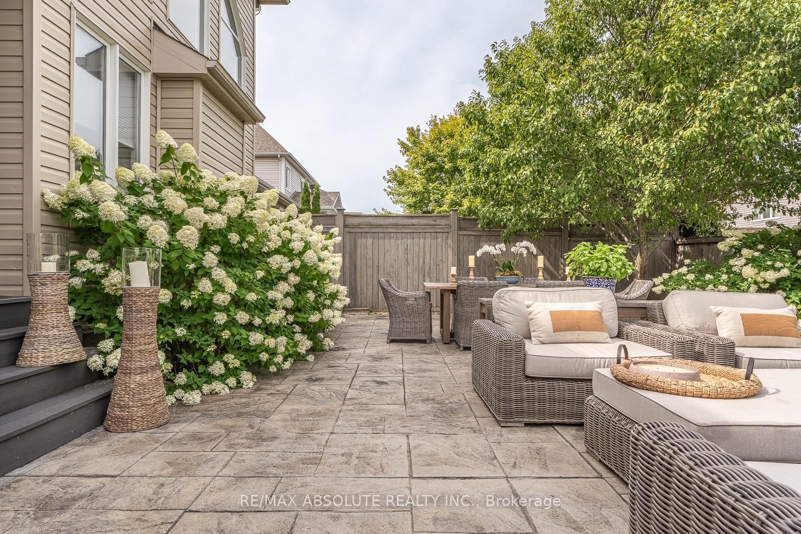 414 LANDSWOOD Way • Ottawa, ON photo 39