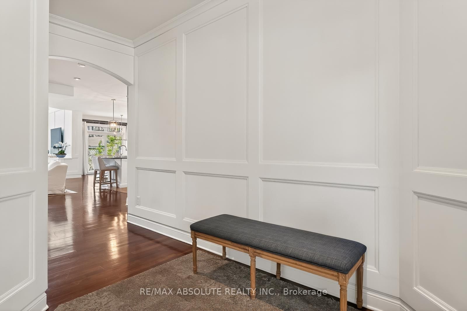 414 LANDSWOOD Way • Ottawa, ON photo 8
