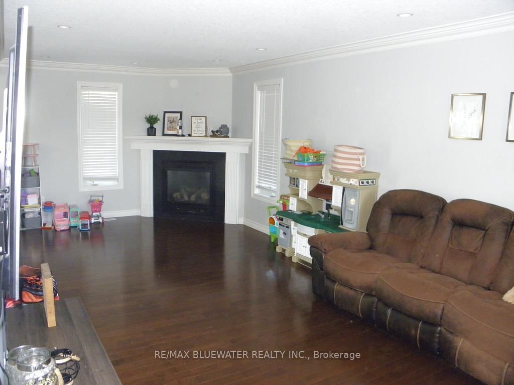 95 Deborah Drive • Strathroy-Caradoc, ON photo 10