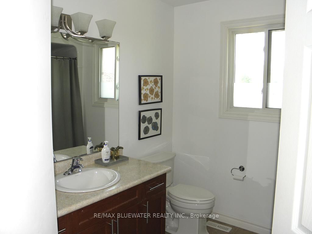 95 Deborah Drive • Strathroy-Caradoc, ON photo 23