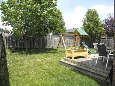 95 Deborah Drive • Strathroy-Caradoc, ON photo 6