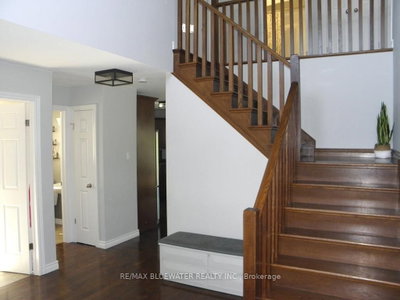 95 Deborah Drive • Strathroy-Caradoc, ON photo 8