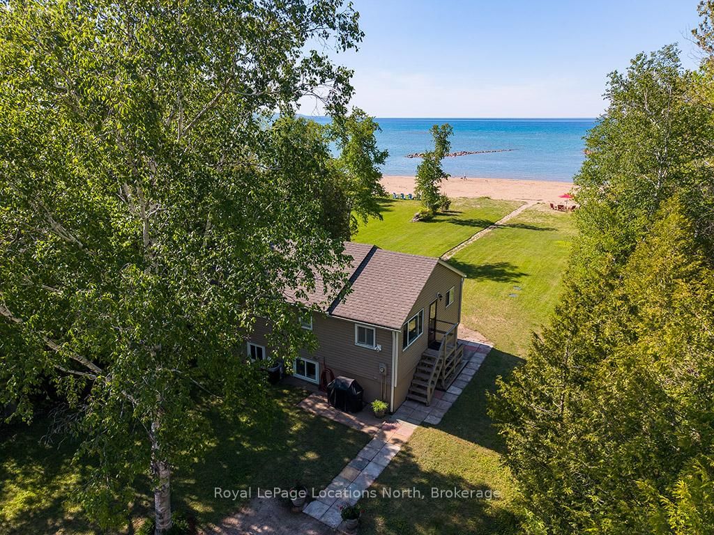 111 Fraser Street • Meaford, ON photo 3
