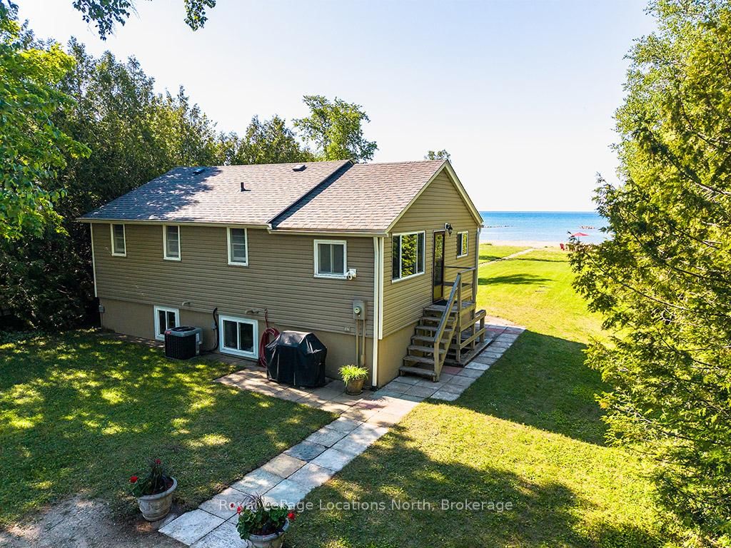 111 Fraser Street • Meaford, ON photo 4