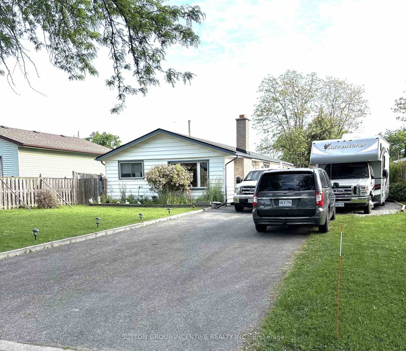 5 Lanark Crescent