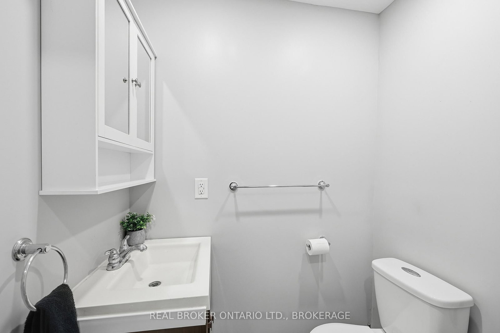 31 Coventry Crescent • Kingston, ON photo 11