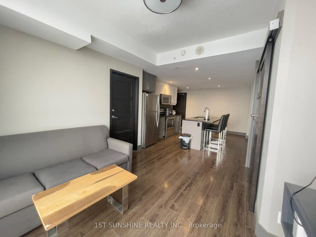 N2601 - 330 Phillip Street