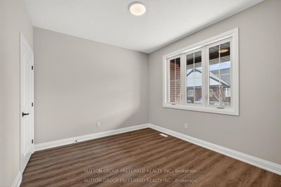 175 GLENGARIFF Drive • #28 • Southwold, ON photo 3