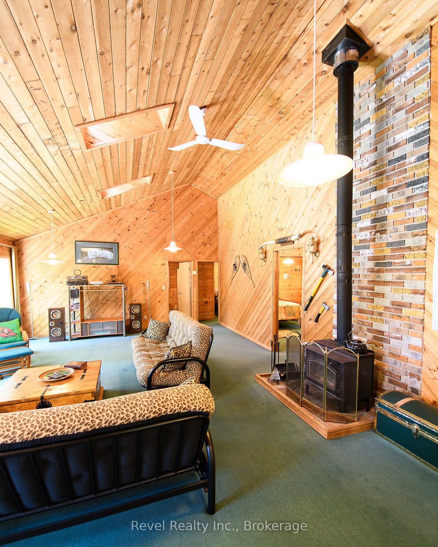 37 Willow Lane • Perry, ON photo 8