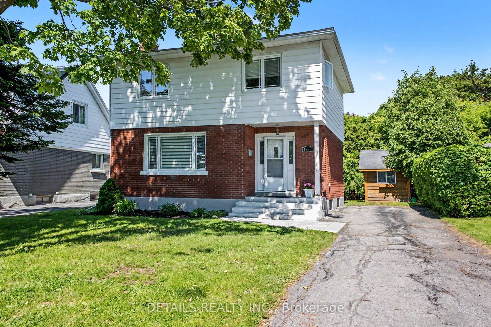 1233 Checkers Road, Ottawa, ON