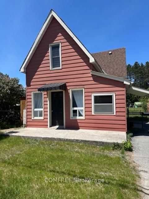 10 Neilson Street • McNab/Braeside, ON photo 1