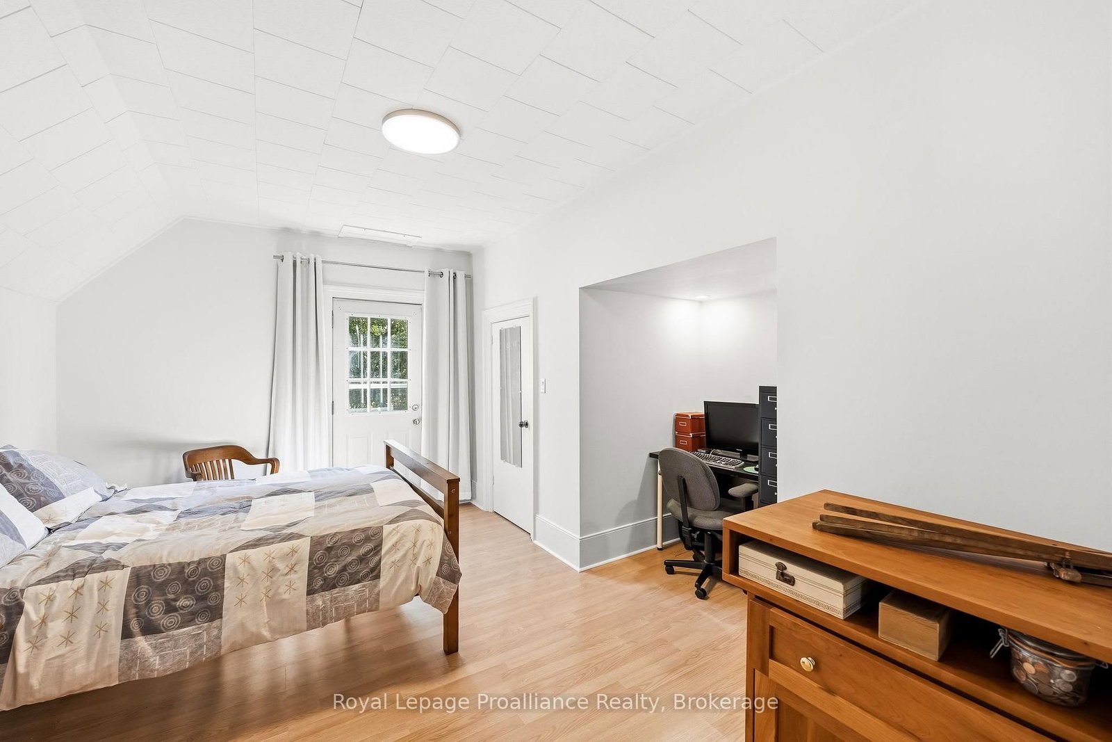 65 Prince Edward Street • Brighton, ON photo 39