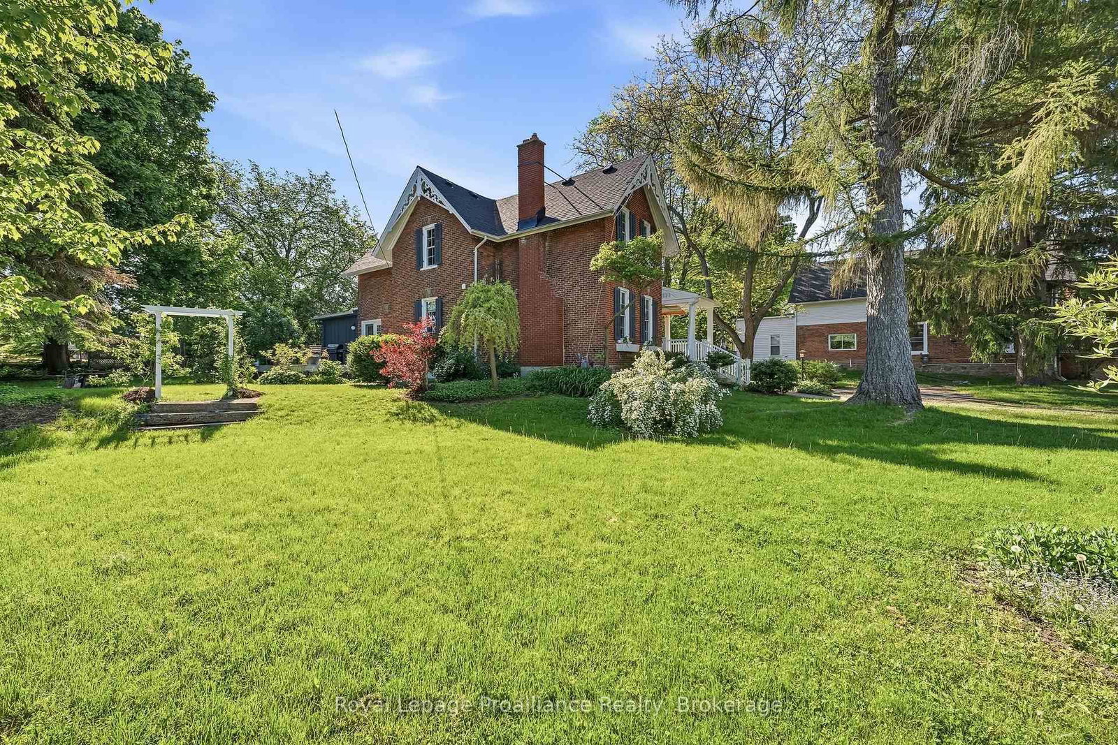 65 Prince Edward Street • Brighton, ON photo 7