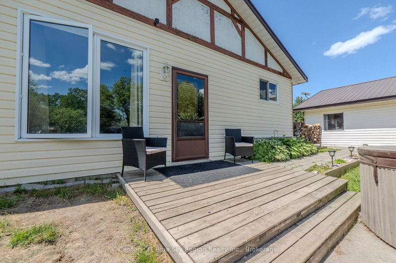 747 Derland Road