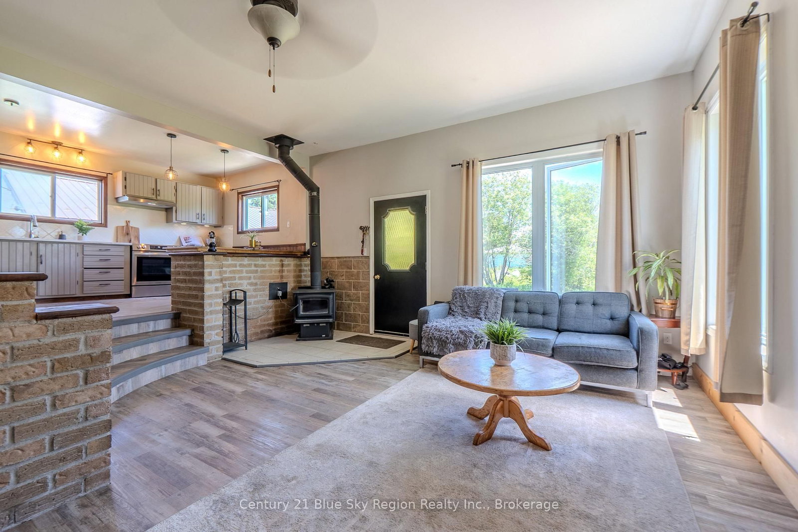 747 Derland Road • East Ferris, ON photo 8