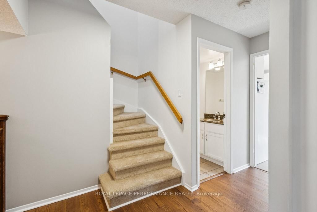 8 Gillespie Crescent • Ottawa, ON photo 40