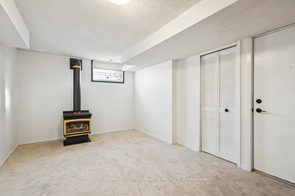 8 Gillespie Crescent • Ottawa, ON photo 42