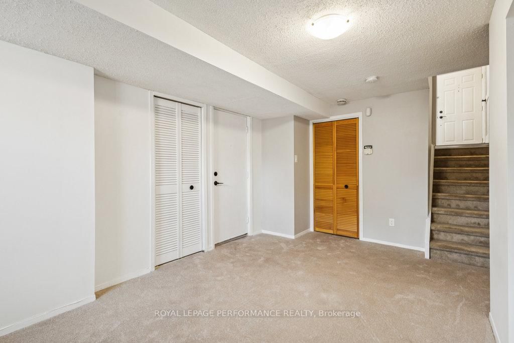 8 Gillespie Crescent • Ottawa, ON photo 44