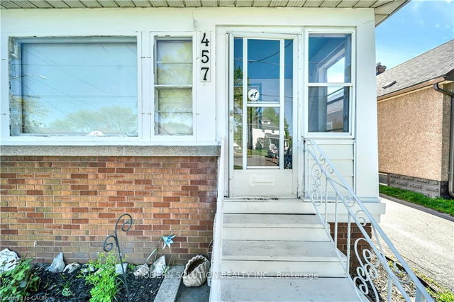 457 DAVIS Street