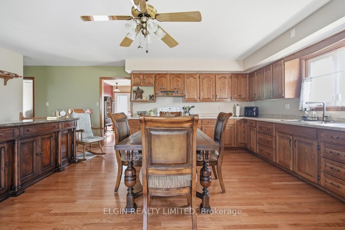 9022 Iona Road • Southwold, ON photo 18
