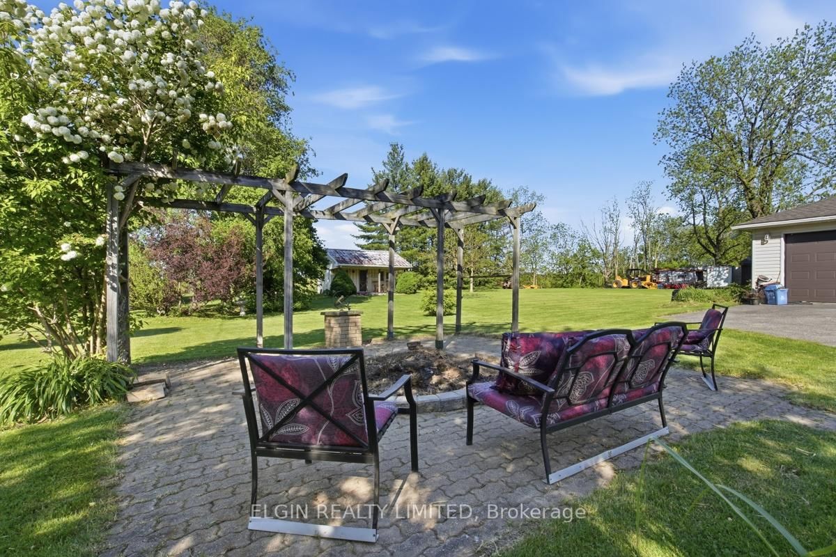 9022 Iona Road • Southwold, ON photo 40