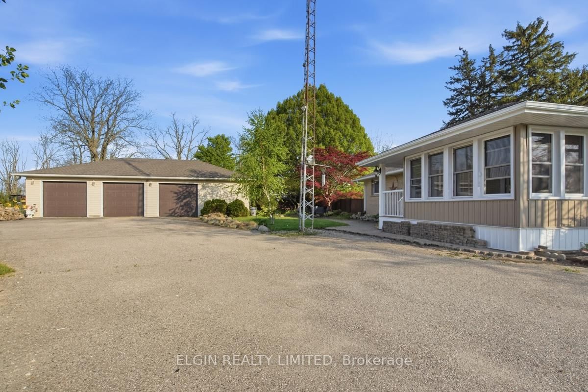 9022 Iona Road • Southwold, ON photo 5