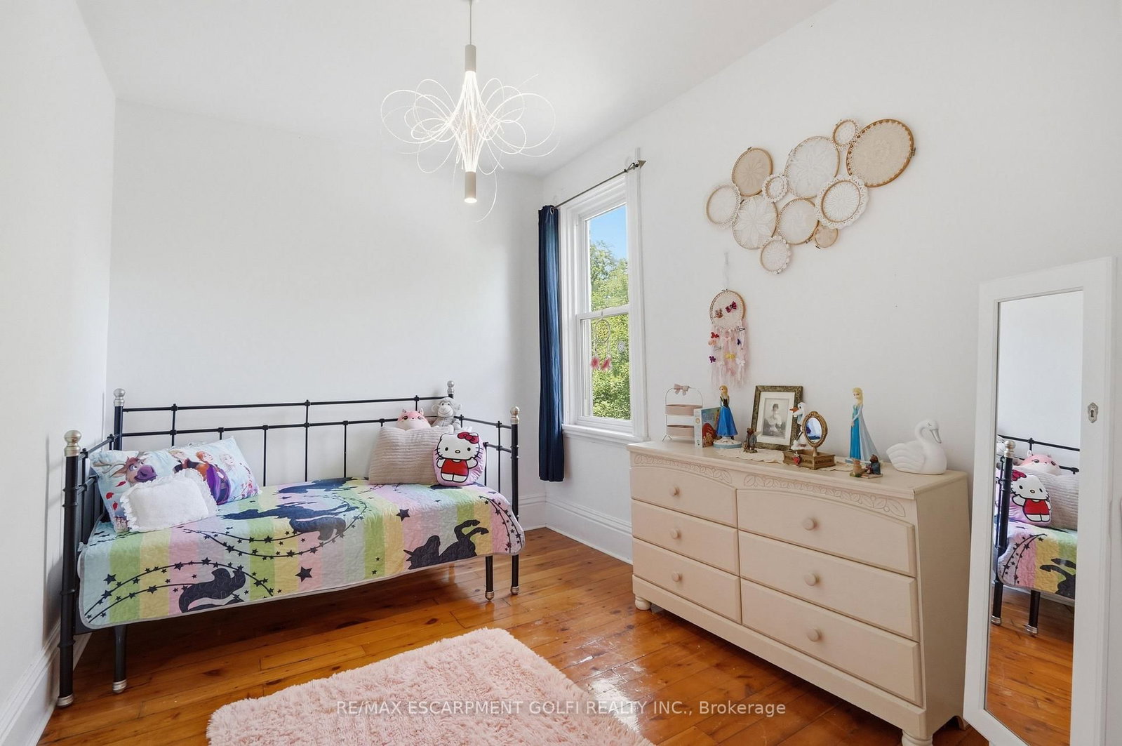 86 Oak Street • Brantford, ON photo 15