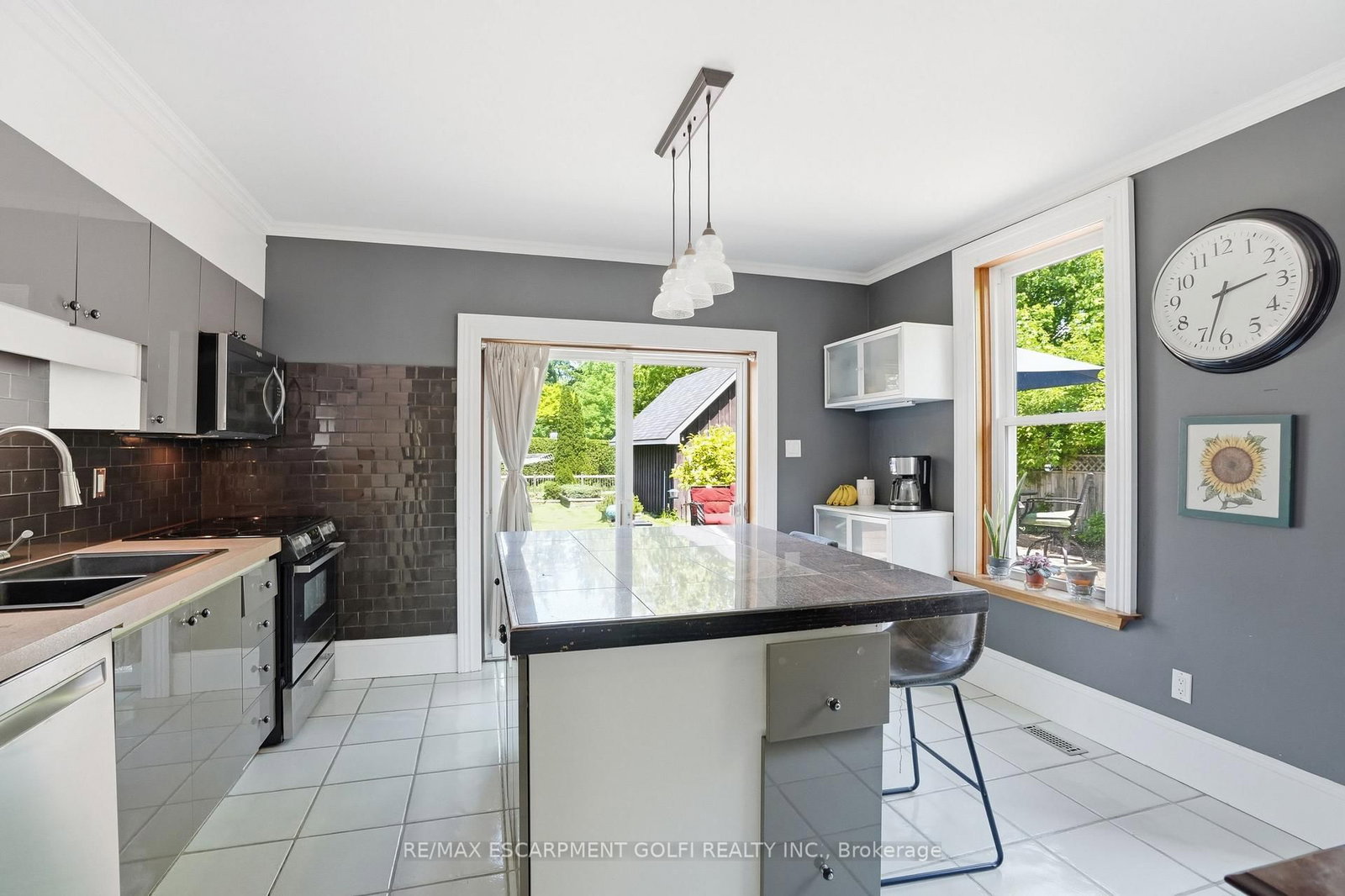 86 Oak Street • Brantford, ON photo 6
