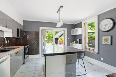 86 Oak Street • Brantford, ON photo 6