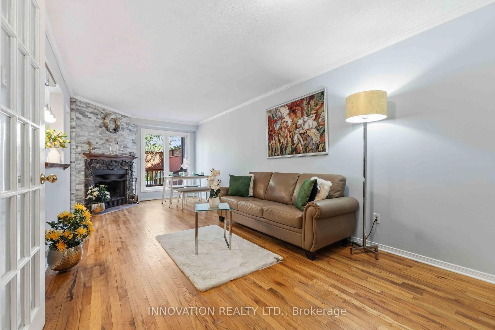 Listing Image 7