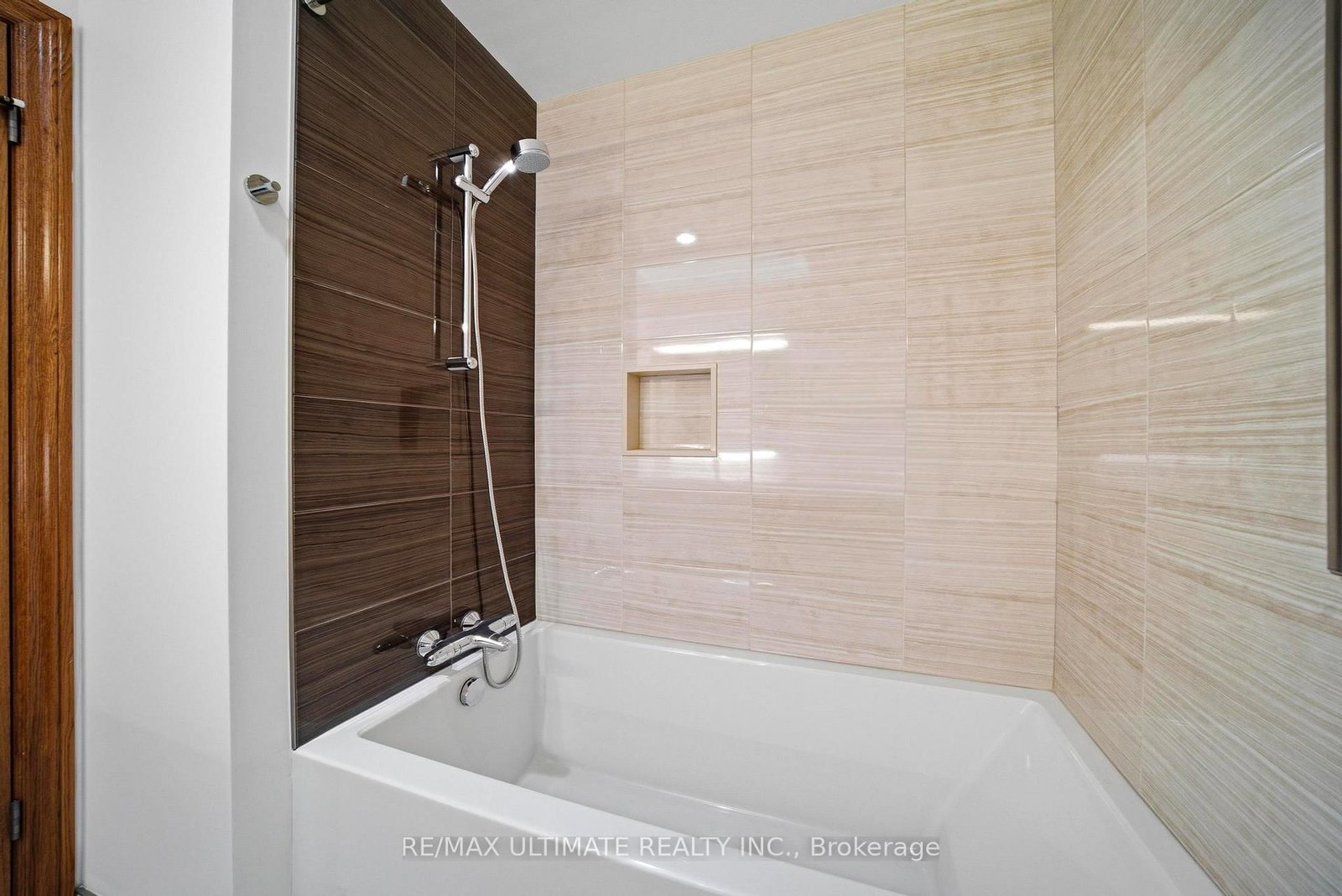 104 Brown Street • Norfolk, ON photo 23