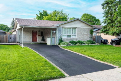 60 Woodlawn Avenue — photo 2