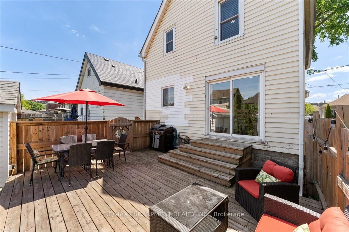 17 Craigmiller Avenue • Hamilton, ON photo 38