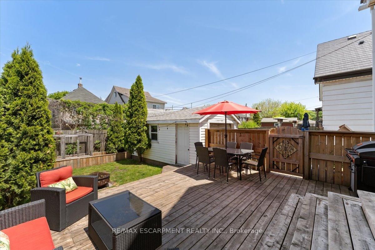 17 Craigmiller Avenue • Hamilton, ON photo 39