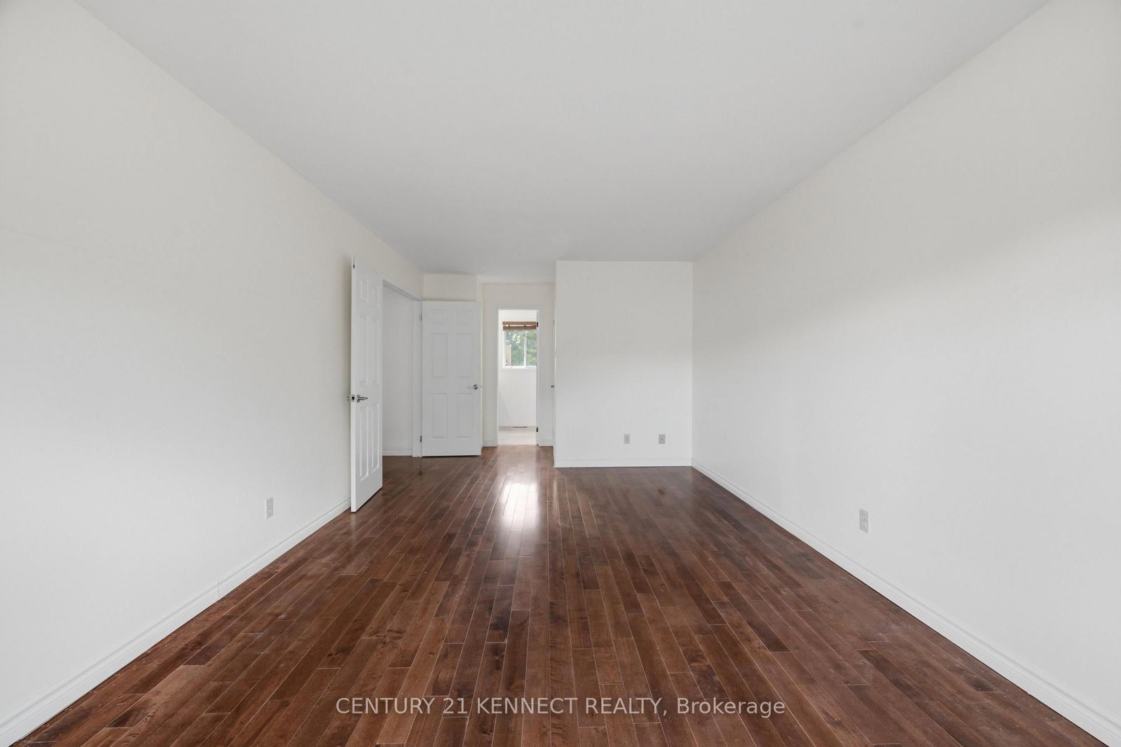 848 Fairlawn Avenue • Ottawa, ON photo 18