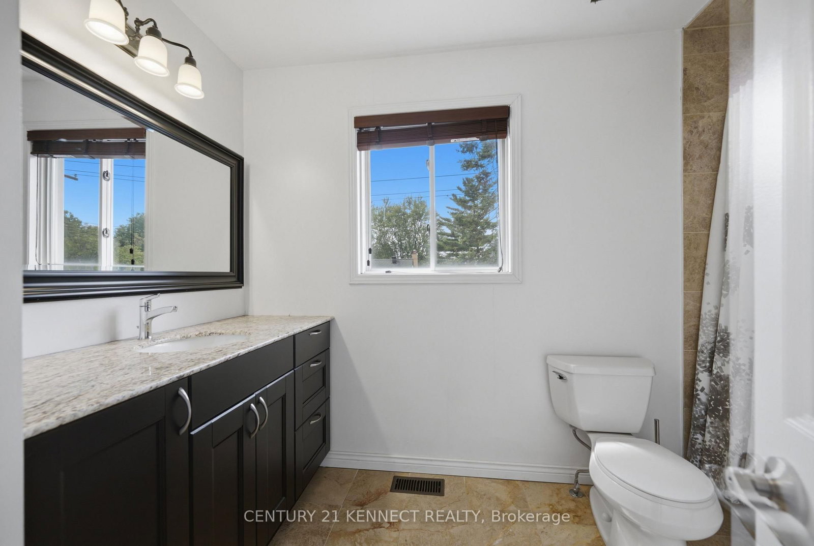 848 Fairlawn Avenue • Ottawa, ON photo 26