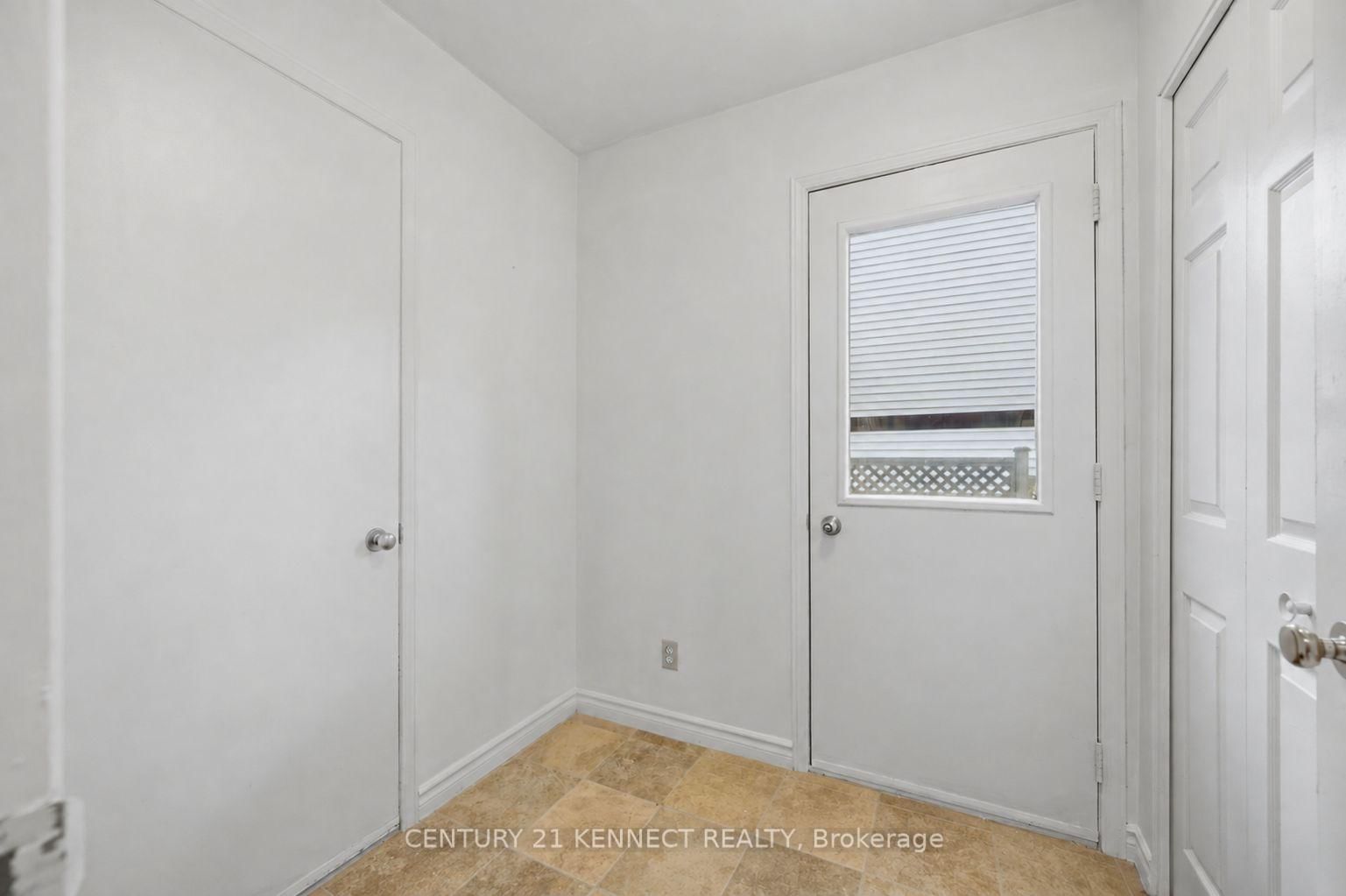 848 Fairlawn Avenue • Ottawa, ON photo 6