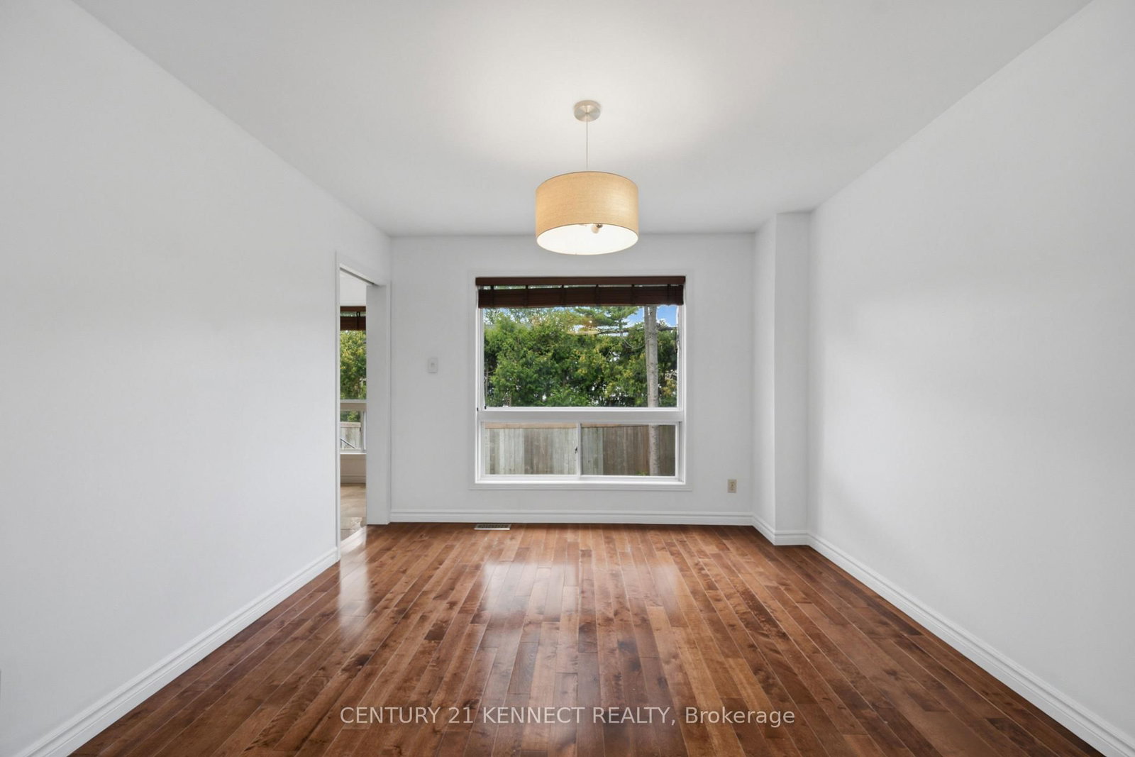 848 Fairlawn Avenue • Ottawa, ON photo 8