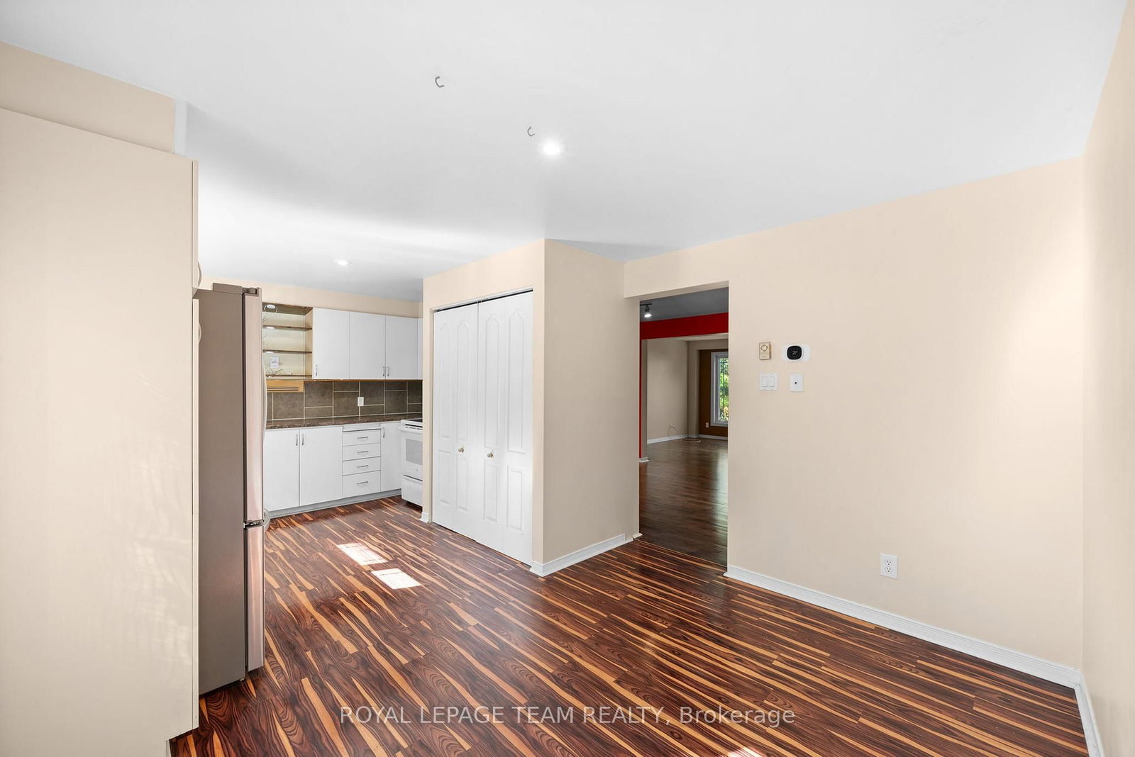 8 Mannington Court • Ottawa, ON photo 13
