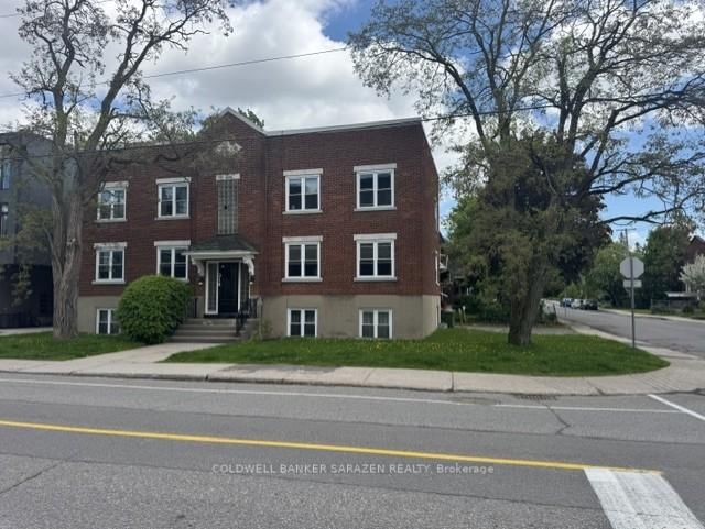 314 Somerset St E photo 2
