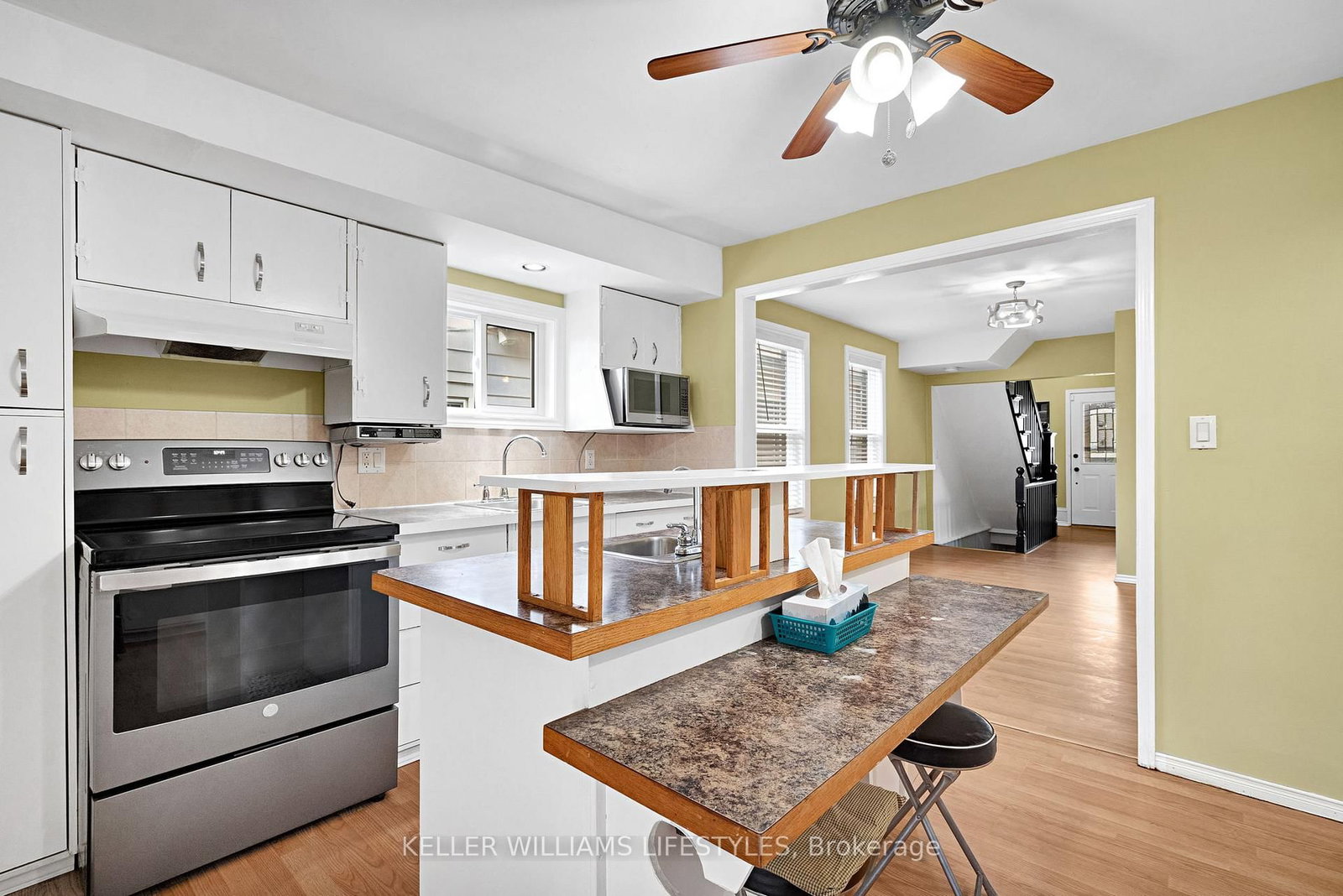 Listing Image 14