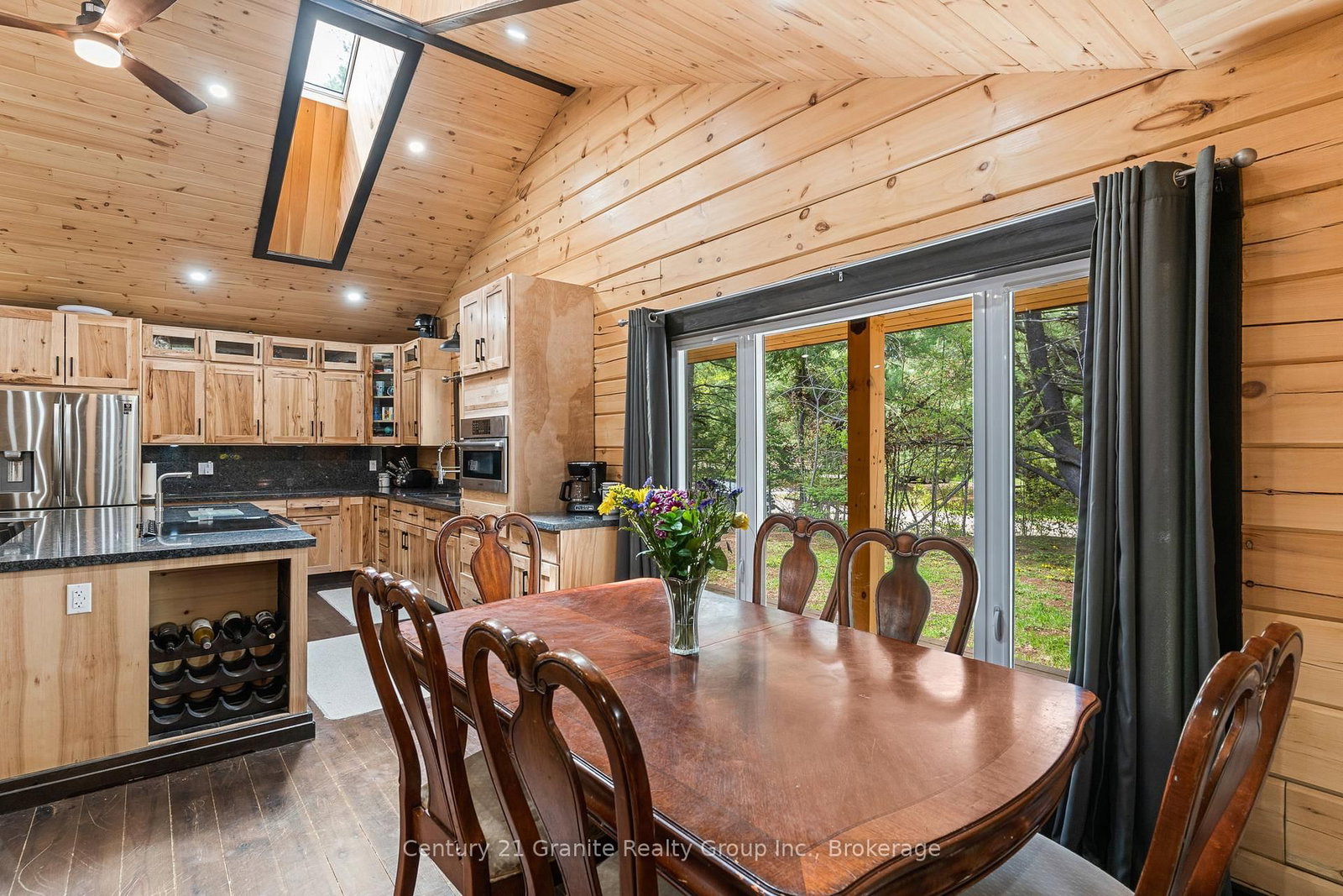 Listing Image 14