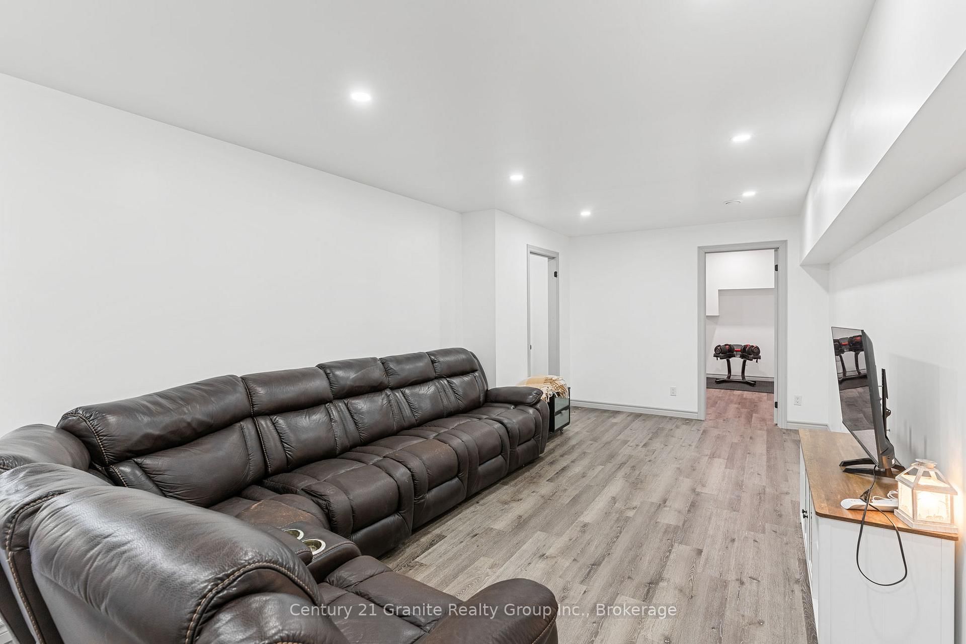 1007 Winding Creek Road